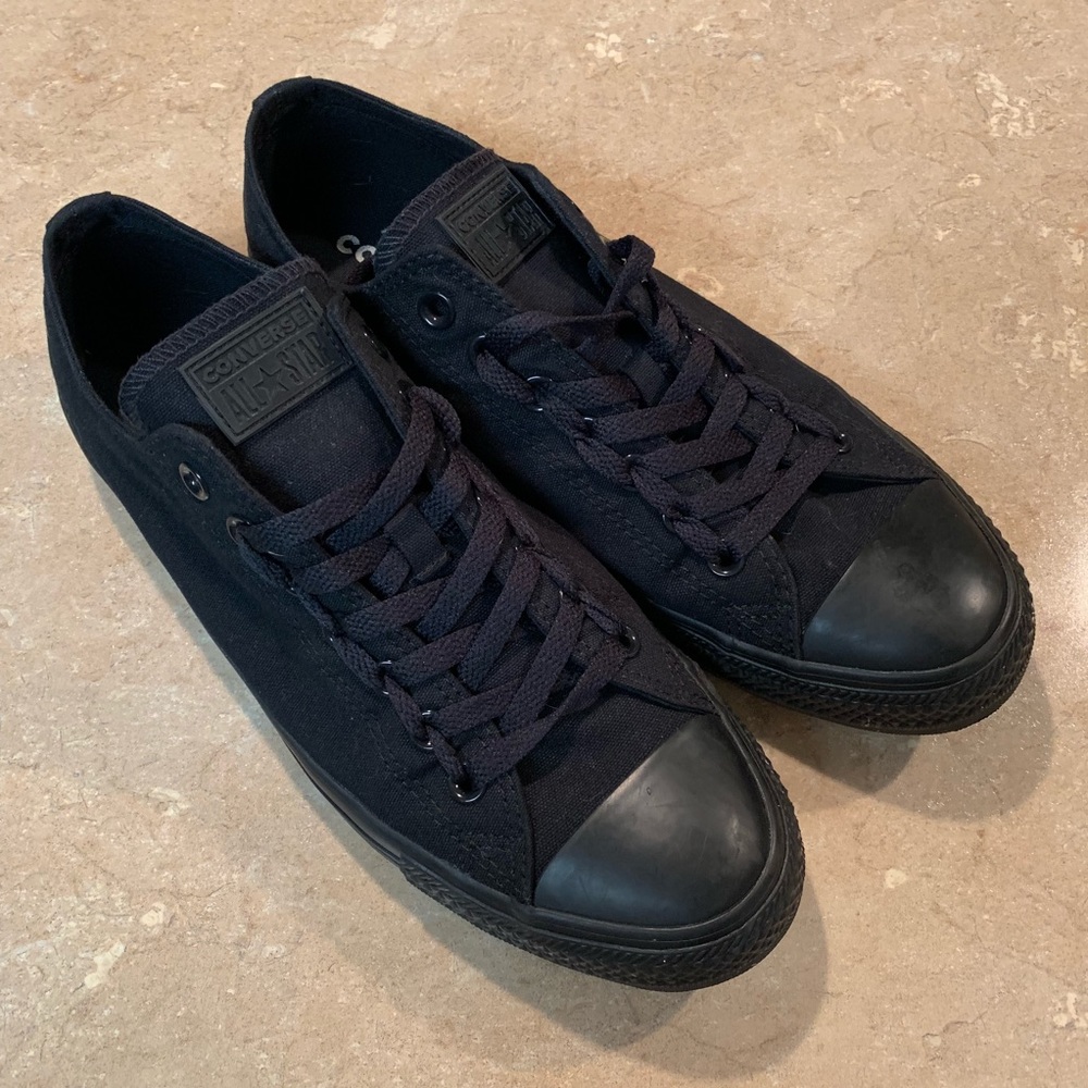 Size 9 All-Black Converse Low-Tops